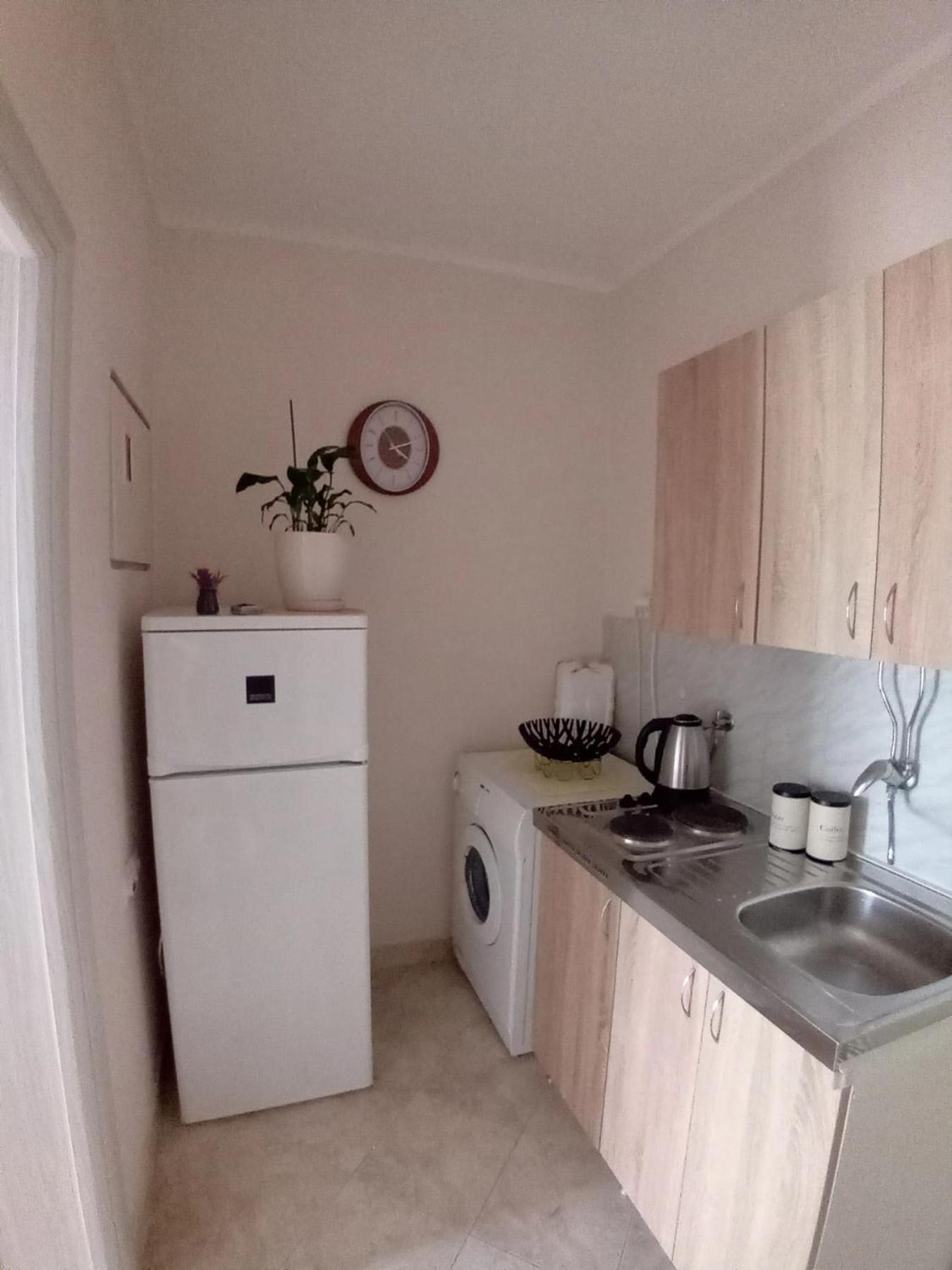 Kiwi Apartments บุดวา ภายนอก รูปภาพ